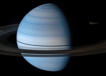 Teleskop Webba odkrył wysoką na 10 tys. km fontannę wody na księżycu Saturna