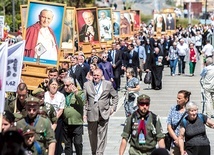 ►	Uroczystości gromadzą co roku tysiące czcicieli z całej Polski.