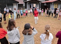Kolonie to czas zabawy i integracji.