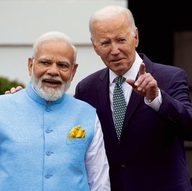 Premier Indii Narendra Modi i prezydent USA Joe Biden.