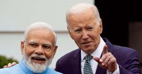 Premier Indii Narendra Modi i prezydent USA Joe Biden.