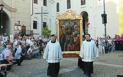 3 lipca Matka Boża wychodzi na ulice Lublina.
