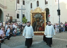 3 lipca Matka Boża wychodzi na ulice Lublina.