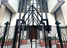 ▲	Klasztor karmelitanek bosych w Katowicach.