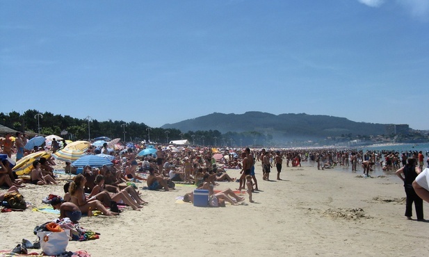 Surowe kary grzywny za nieprzestrzeganie przepisów korzystania z plaży w Hiszpanii