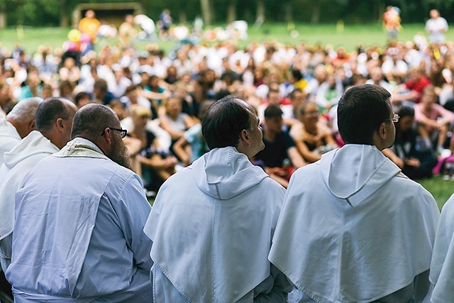 ▲	Rok 2015 w Poczesnej, gdzie tradycyjnie świętowana jest uroczystość św. Dominika.