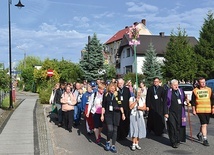 Z Rzepina szło ponad 50 pątników. Nie wszyscy mogli pójść 450 km aż na Jasną Górę, ale wędrowali do Gorzowa lub Rokitna. 