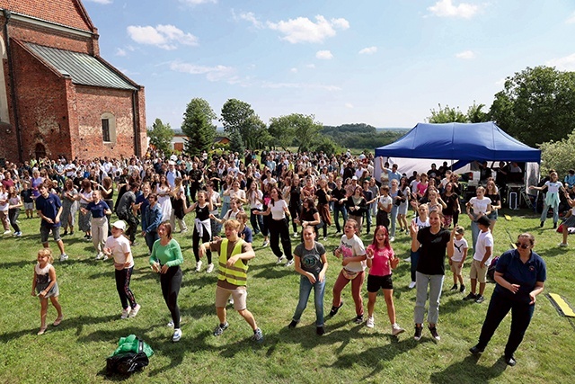  Przyjechali z opiekunami z różnych parafii.