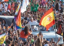 Franciszek, podobnie jak Jan Paweł II, znalazł klucz do serc młodych ludzi.