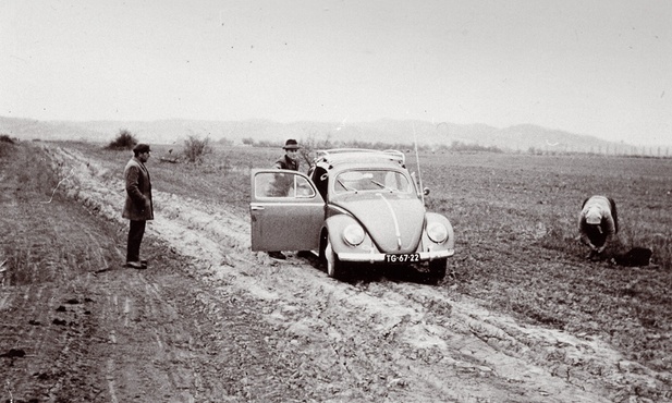 Legendarny volkswagen garbus, którym brat Andrew van der Bijl w ukrytych schowkach przewoził Biblie za żelazną kurtynę.