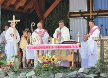 Międzynarodowa Msza św. z udziałem pasterzy przygranicznych diecezji.