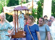 Po Eucharystii odbyła się procesja.