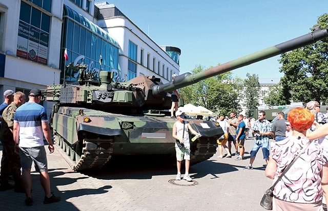 Czołg K2 Black Panther budził duże zainteresowanie.