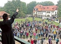 	Wydarzenie zawiera nie tylko elementy duchowości,  ale też rozrywki, turystyki i integracji społecznej.