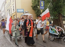 Z Tarnowa wychodzi grupa św. Floriana.