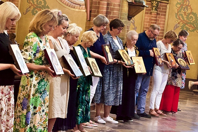 Do Gietrzwałdu przyjechało 15 osób.