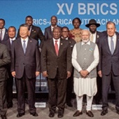 W Johannesburgu liderzy BRICS mówili o przyjęciu do tej organizacji  kolejnych sześciu państw.