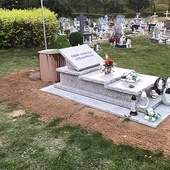 …, która stanie na iławskim cmentarzu obok grobowca.
