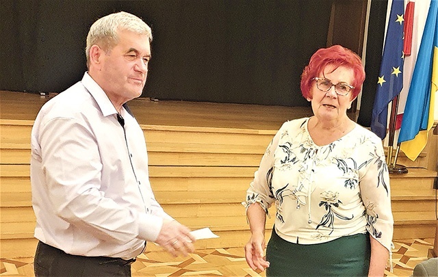 Potwierdzenie wpłaty A. Sikoniowi przekazała J. Biernacka.