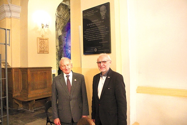 Jan Rejczak i Zdzisław Maszkiewicz, związani  ze środowiskiem kapelana Solidarności.