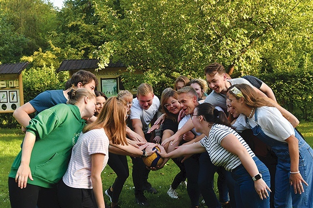 Jak na studentów przystało, dużo tu spontaniczności. Chociażby spotkanie na pożegnanie lata, które odbyło się 25 września.