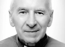 	Zmarł w 76. roku życia.