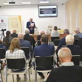 Wydarzenie zorganizowały Fundacja i Katolickie Stowarzyszenie „Civitas Christiana” oraz Archiwum Państwowe w Zielonej Górze. 