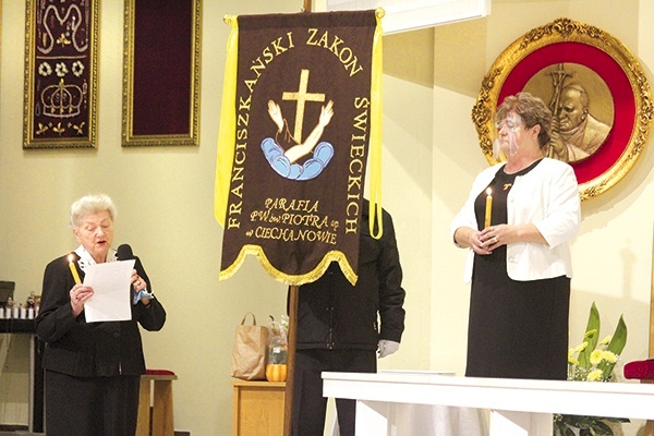 Różne życiowe doświadczenia prowadzą starszych i młodszych, aby stanąć pod franciszkańskim sztandarem.