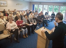 Na udział w 12. edycji studium zdecydowało się 49 osób.