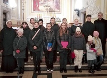 Wystąpili organista Arkadiusz Badowski i schola parafialna.