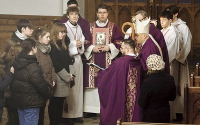 Obrzęd włączenia do deuterokatechumenatu.