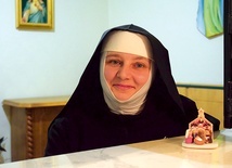 Siostra Paulina Kaczmarek wierzy w siłę tej modlitwy.