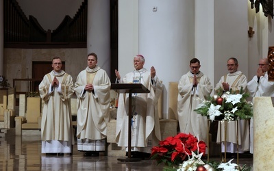 W Nowy Rok bp Marek Szkudło przewodniczył Mszy św. w katowickiej katedrze.