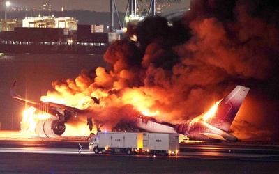 Katastrofa w Tokio: doszło do zderzenia dwóch samolotów, są ofiary