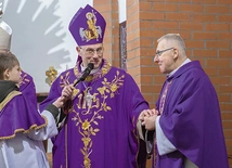 	Parafianie dziękowali za wspólnotę i jej wieloletniego proboszcza, ks. Jana Gardulskiego.