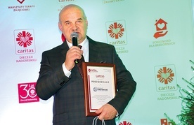 Podziękowanie dla powiatu radomskiego odebrał Krzysztof Kozera.