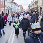 Orszak i jasełka na ulicy 