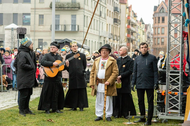 Trzej Królowie na ulicach Głogowa