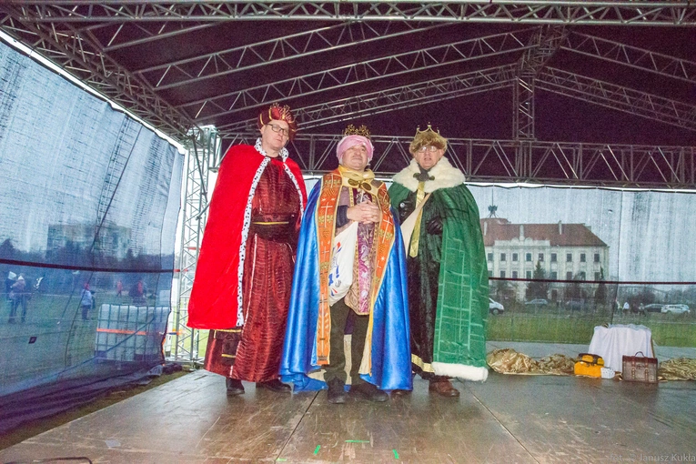 Trzej Królowie na ulicach Głogowa