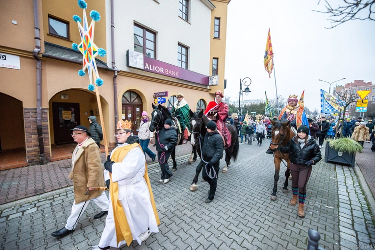 Trzej Królowie na ulicach Głogowa