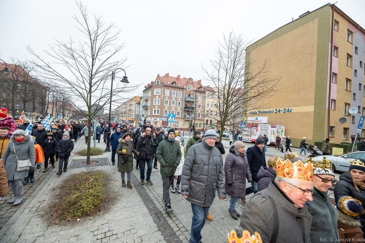 Trzej Królowie na ulicach Głogowa