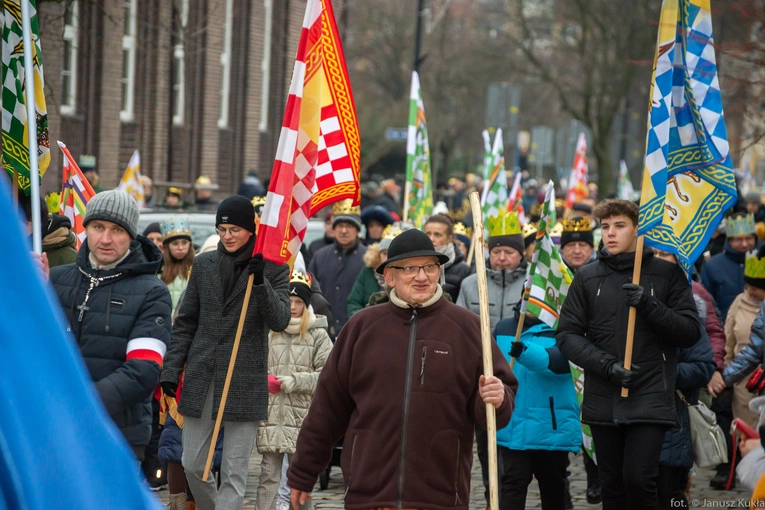 Trzej Królowie na ulicach Głogowa