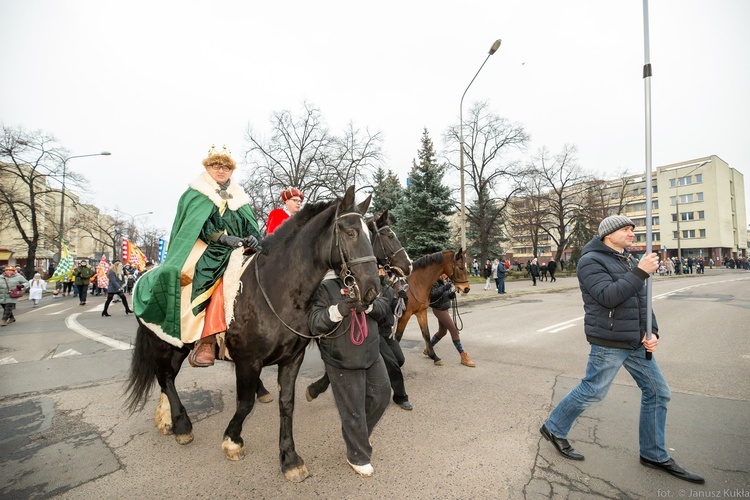 Trzej Królowie na ulicach Głogowa