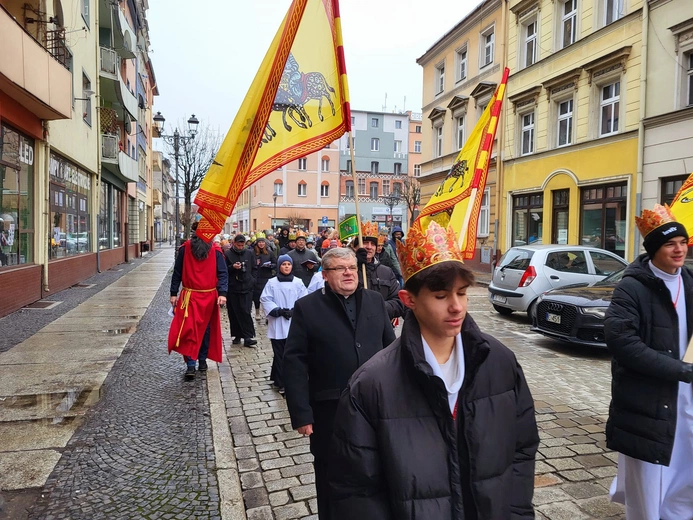 Orszak Trzech Króli w Brzegu (1) 2024