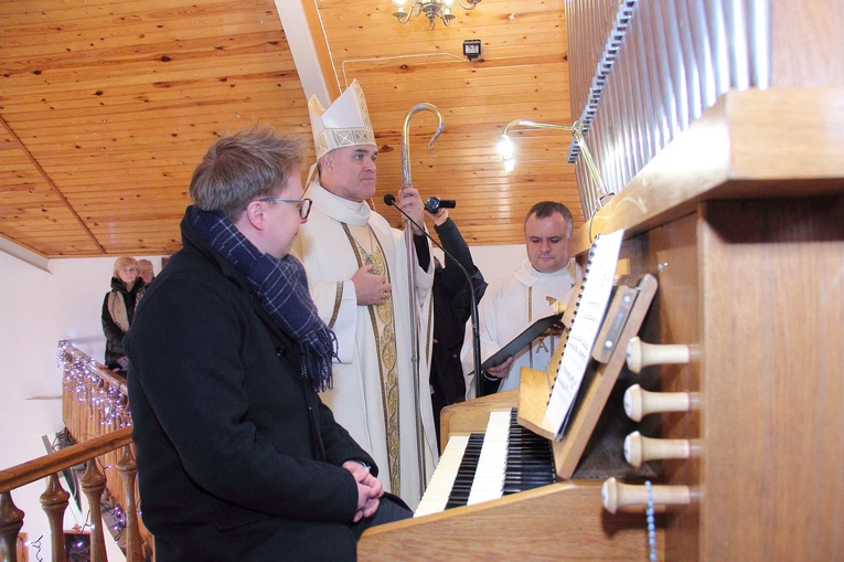Poświęcenie organów w Siemianicach