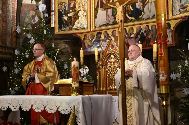 Prymicje bp. Sławomira Szkredki z Los Angeles w Starym Bielsku