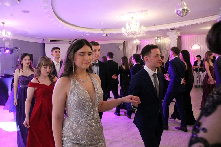 Studniówka w Liceum Sióstr Urszulanek 2024