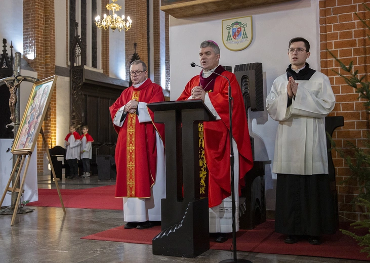 Rozpoczęcie peregrynacji relikwii Ulmów