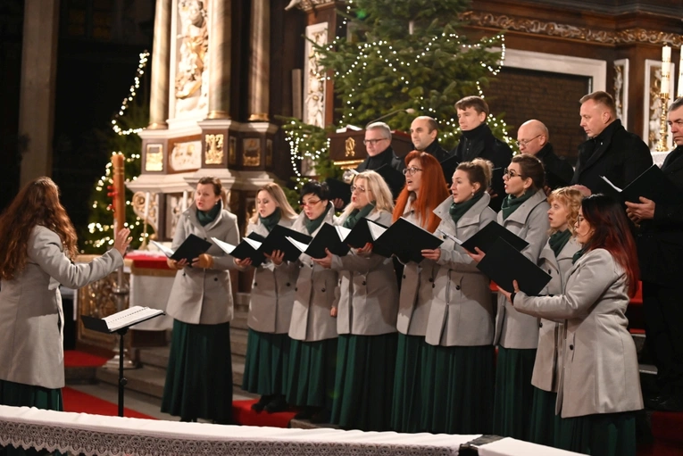 Świdnickie kolędowanie z Zespołem Wokalnym "A Capriccio" 