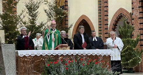 Bp Niemiec: Kościół musi być misyjny przez miłość